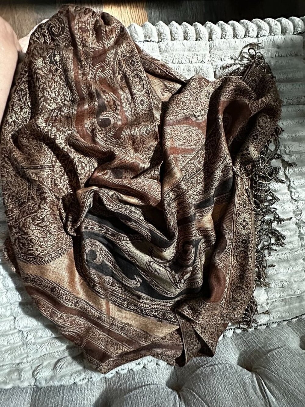 Reversible Paisley Jacquard Pashmina Shawl with Fringe, Brown/Tan/Cream
